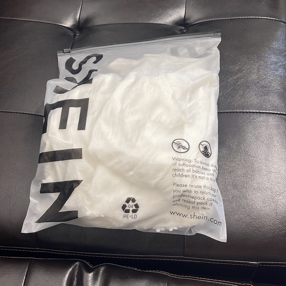 Brand new bachelorette set size S - never worn skirt and top - Picture 3 of 3